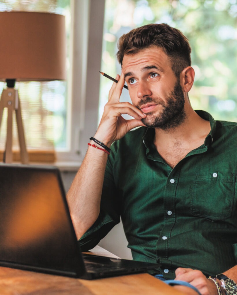 Person with hernia pain and gallbladder pain in New Jersey